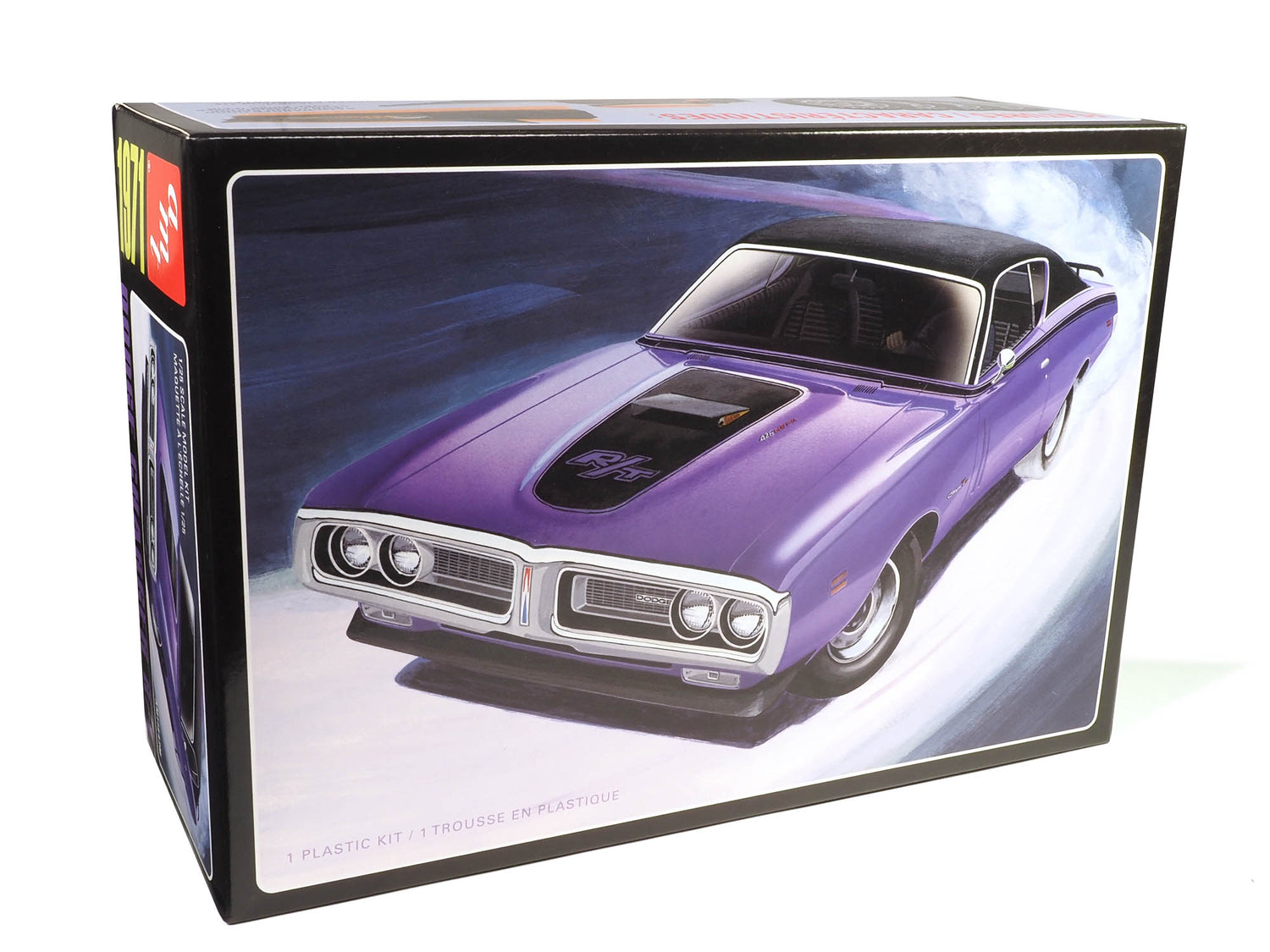 AMT 1971 Dodge Hemi Charger R/T 1:25 Scale Model Kit | Auto World Store