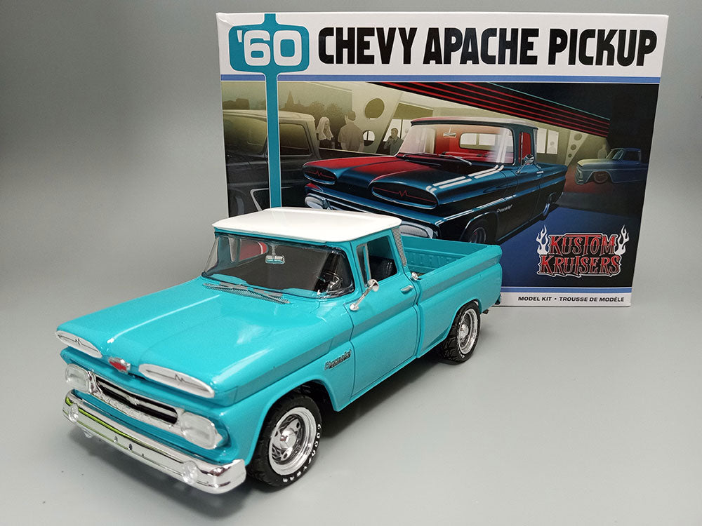 AMT 1960 Chevy Apache Pickup Street Machine 1:25 Scale Model Kit