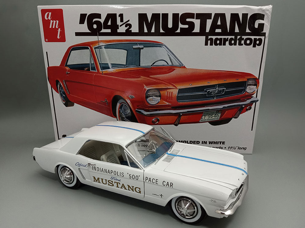 AMT 1964.5 Ford Mustang Coupe 60th Anniversary 1:16 Scale Model Kit