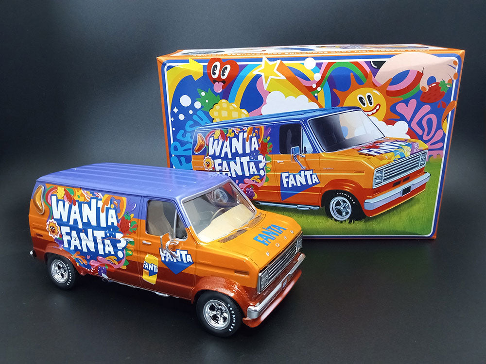 "PRE-ORDER" AMT 1977 Ford Custom Van Fanta 1:25 Scale Model Kit (DUE JANUARY 2025)