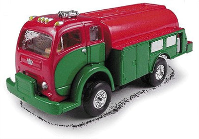 Classic Metal Works 1953 White 3000 Fuel Delivery Truck Red/Green 1:87 HO Scale