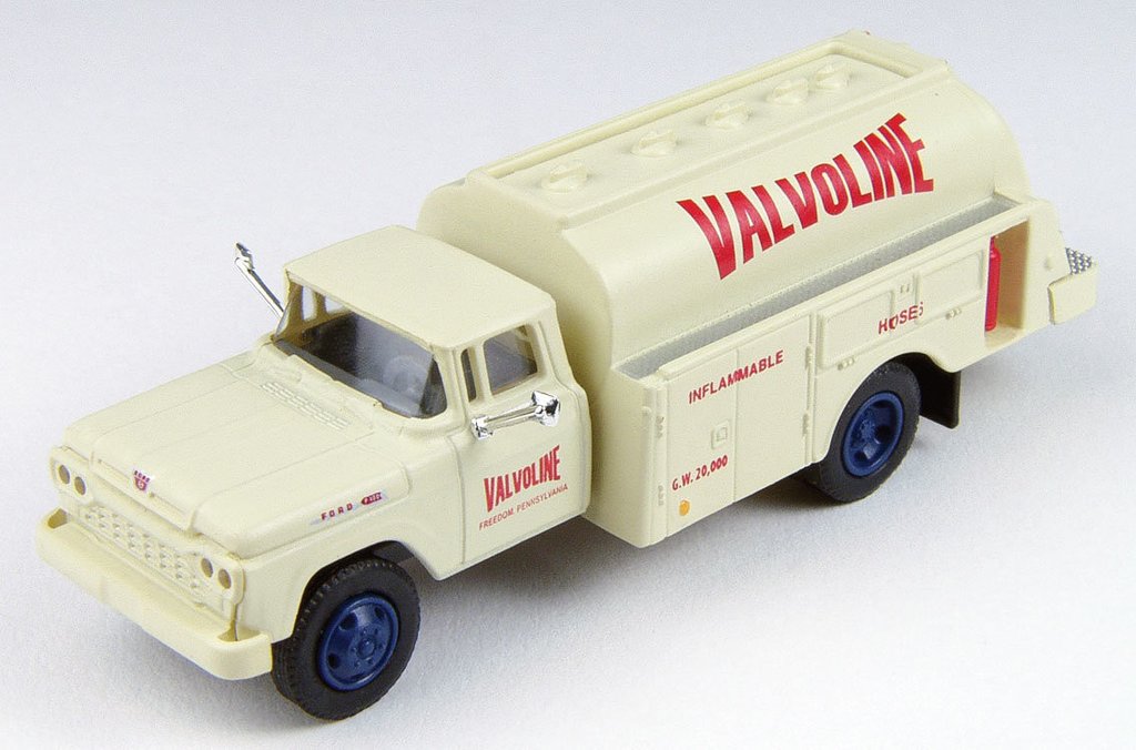 Classic Metal Works 1960 Ford Tank Truck Valvoline Oil 1:87 HO Scale