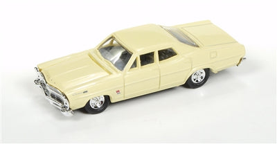 Classic Metal Works 1967 Ford 4-Door Sedan Springtime Yellow 1:87 HO Scale