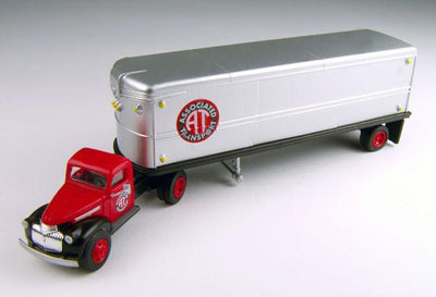 Classic Metal Works 1941-1946 Chevy Semi-Tractor & Trailer Associated Transport 1:87 HO Scale