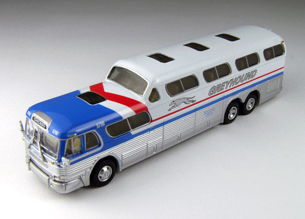 Classic Metal Works GMC PD-4501 Scenicruiser Bus 1973-78 Greyhound (Los Angeles) 1:87 HO Scale