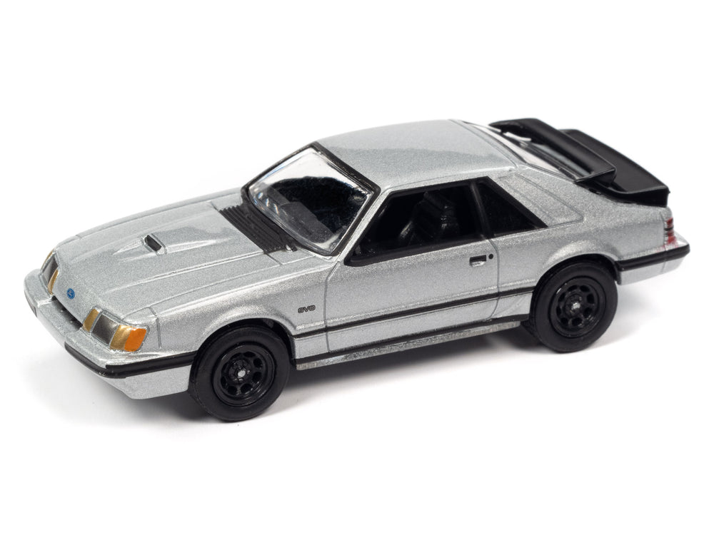 Silver poly Mustang SVO in classic gold collection Version B